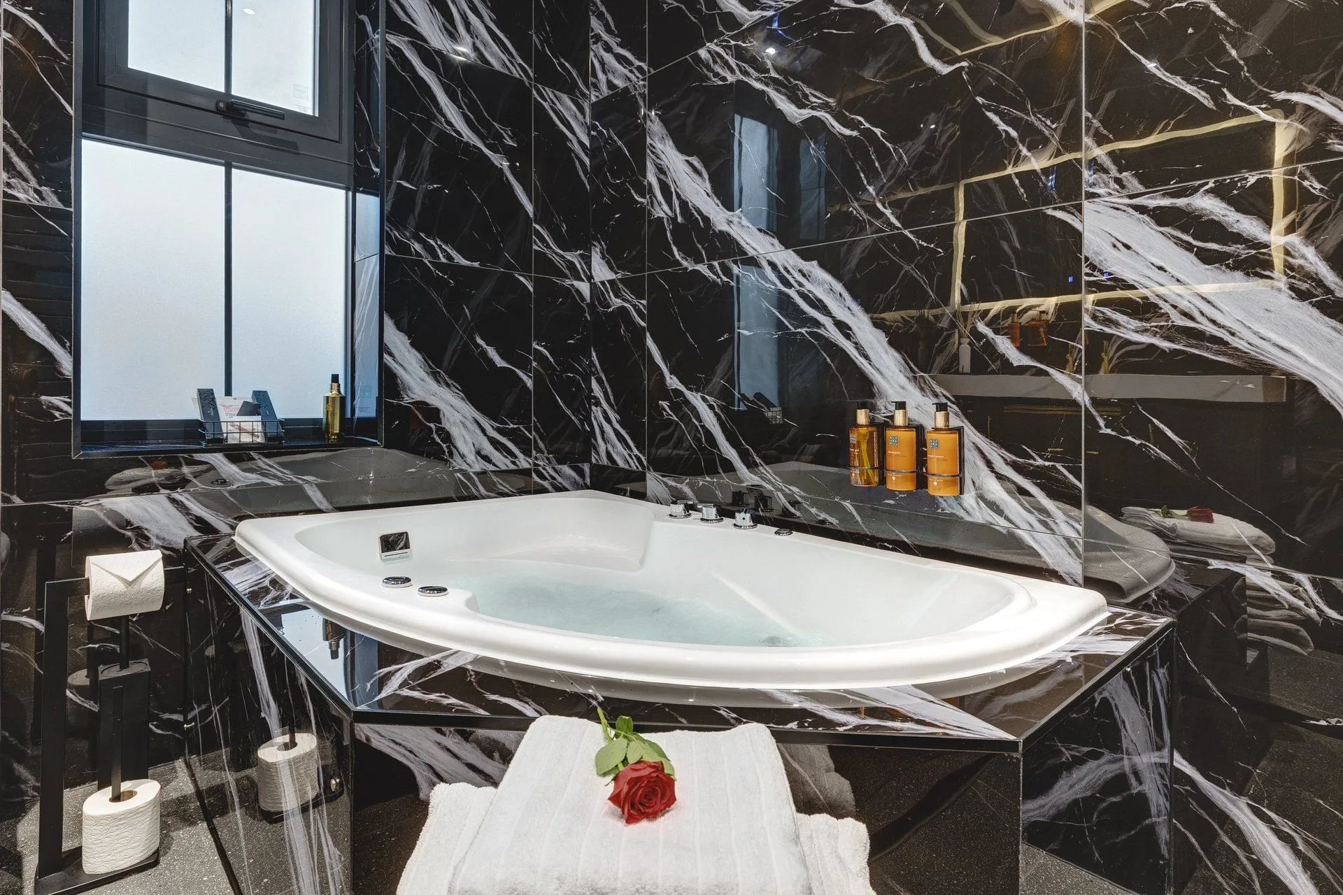 THE TWO BEDROOM LUXE BOUTIQUE SUITE Gallery Photo